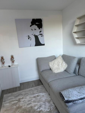 3 Bedroom Southsea Home - Ideal for working in Portsmouth